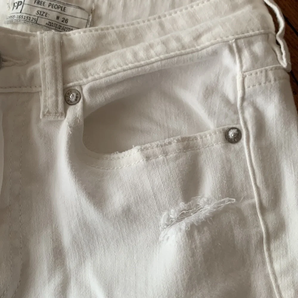 Free People reposhing this